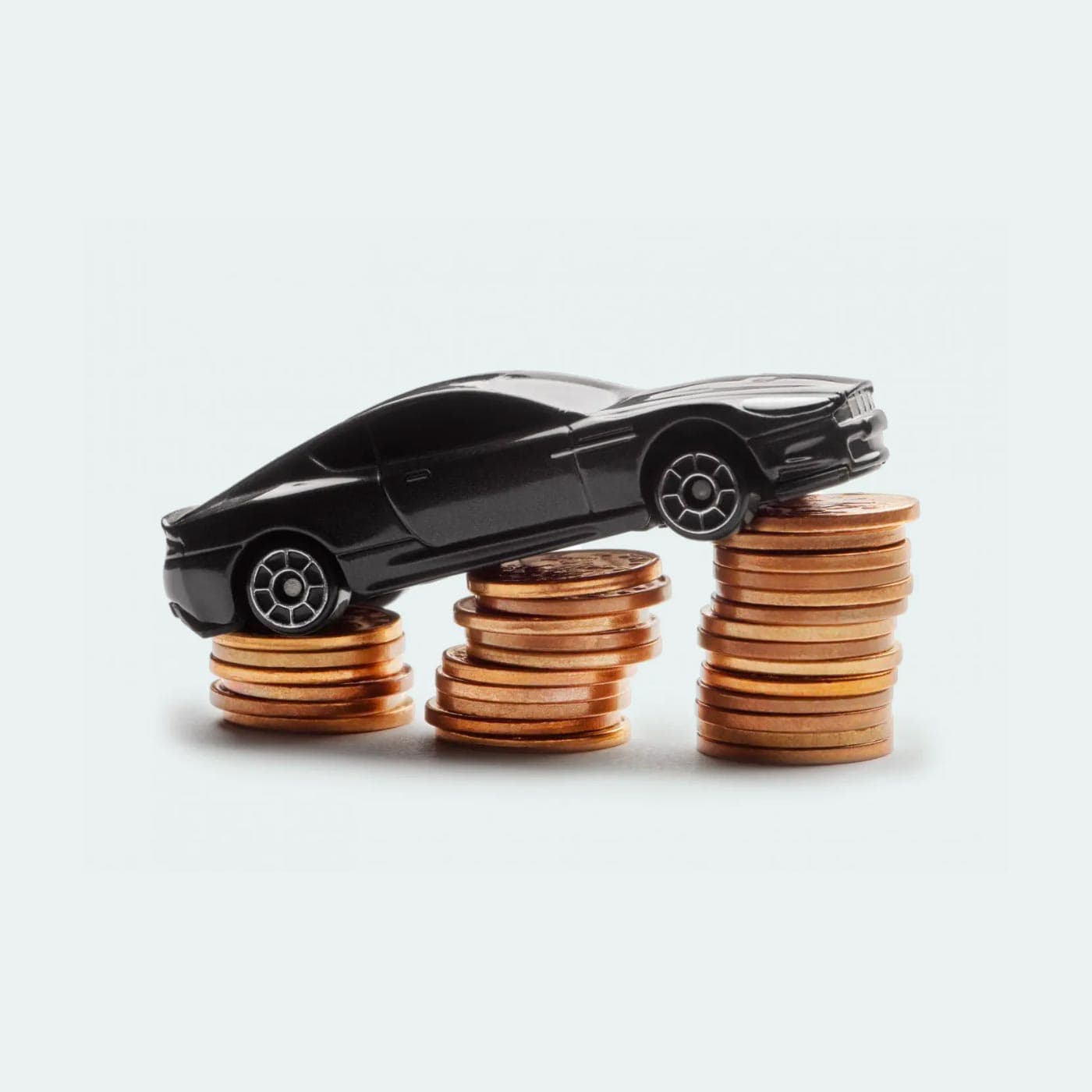 Käytetyn auton myynti – miten varmistat turvallisen ja sujuvan myyntiprosessin?